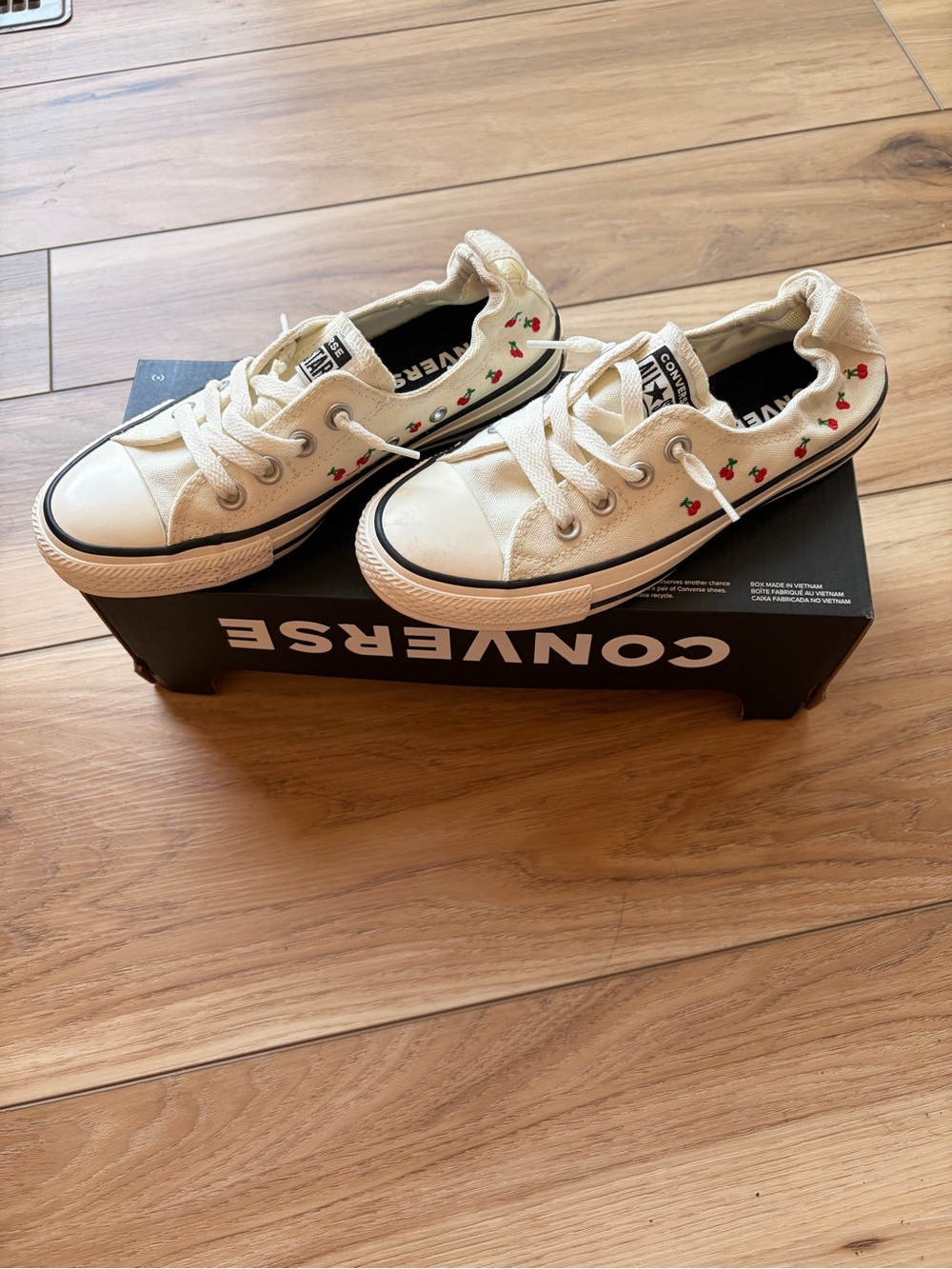 Converse Cream Low Top Sneakers with Cherry Embroidery